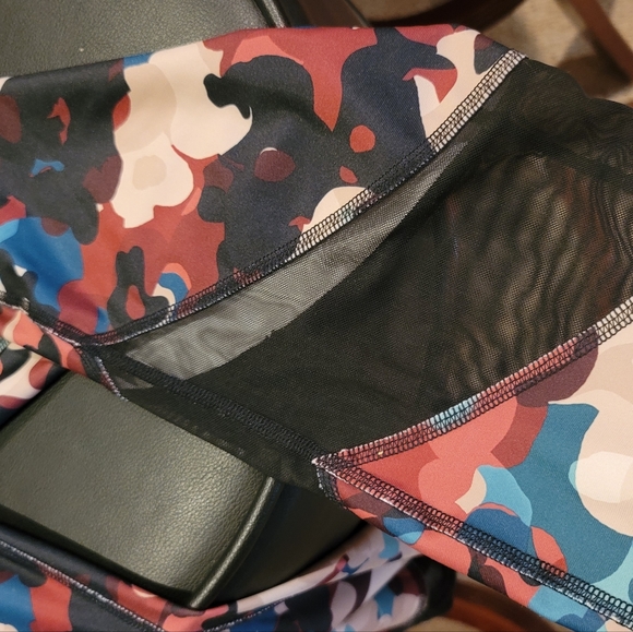 XERSION Workout pants - Women's size L - Picture 6 of 7